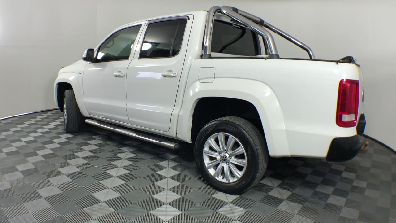 GARMIN Vivofit Jr. 3, Kids Fitness/Activity Tracker, Peach Leopard. NB: Min