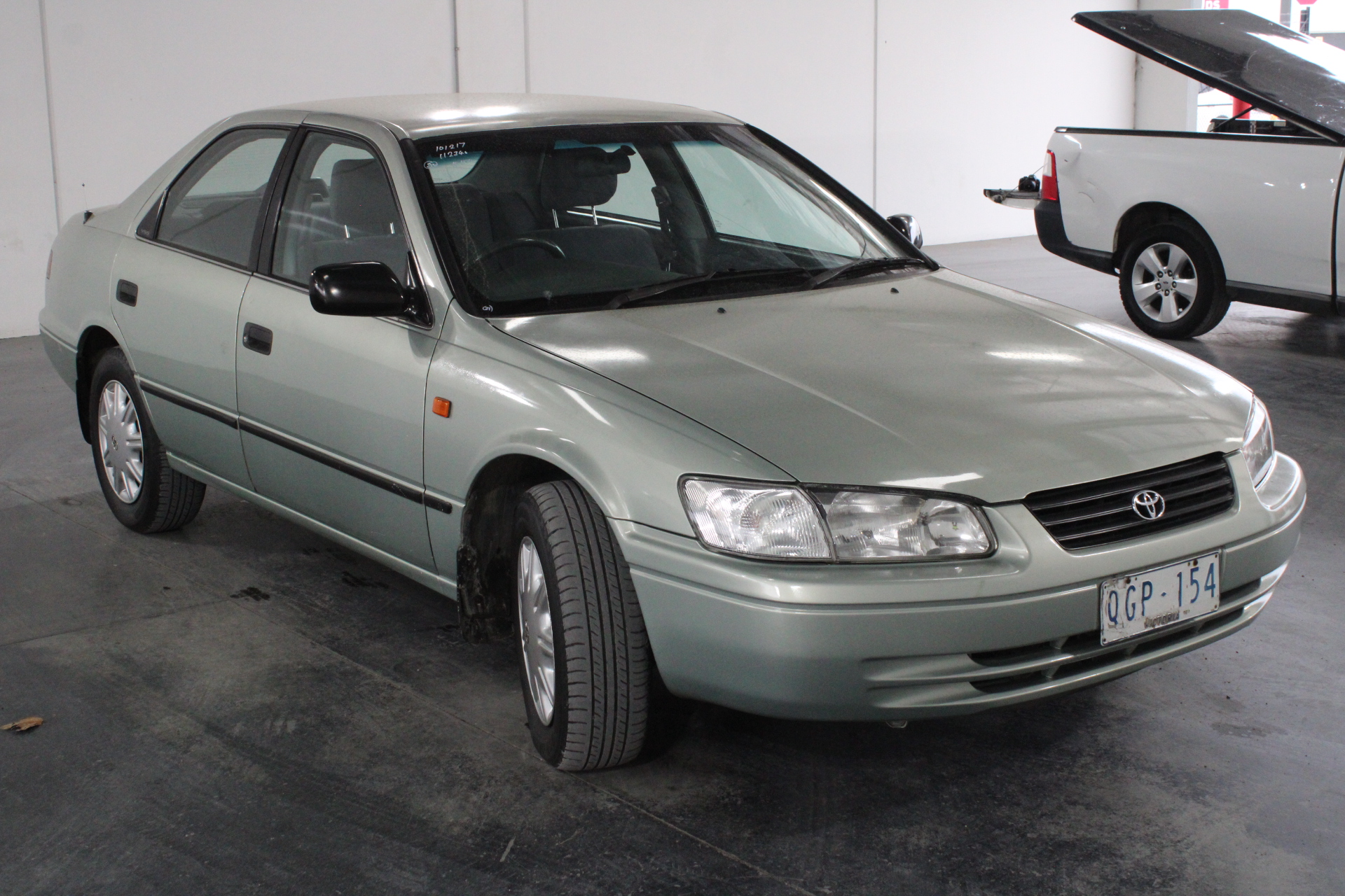 Stunning Simulated Diamond Replica Royal Necklace in Blue