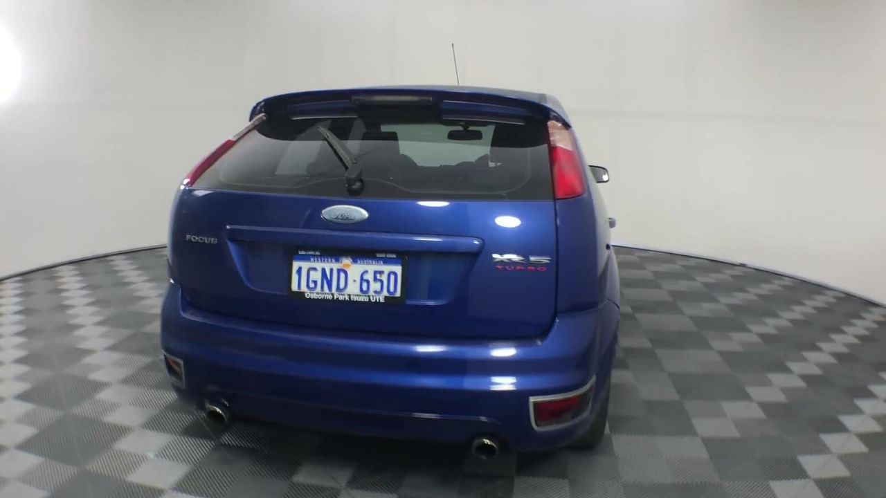 NIKE Men's Embroidered Swoosh Tee, Size XL, 80% Cotton, Grey (063), BV0507.