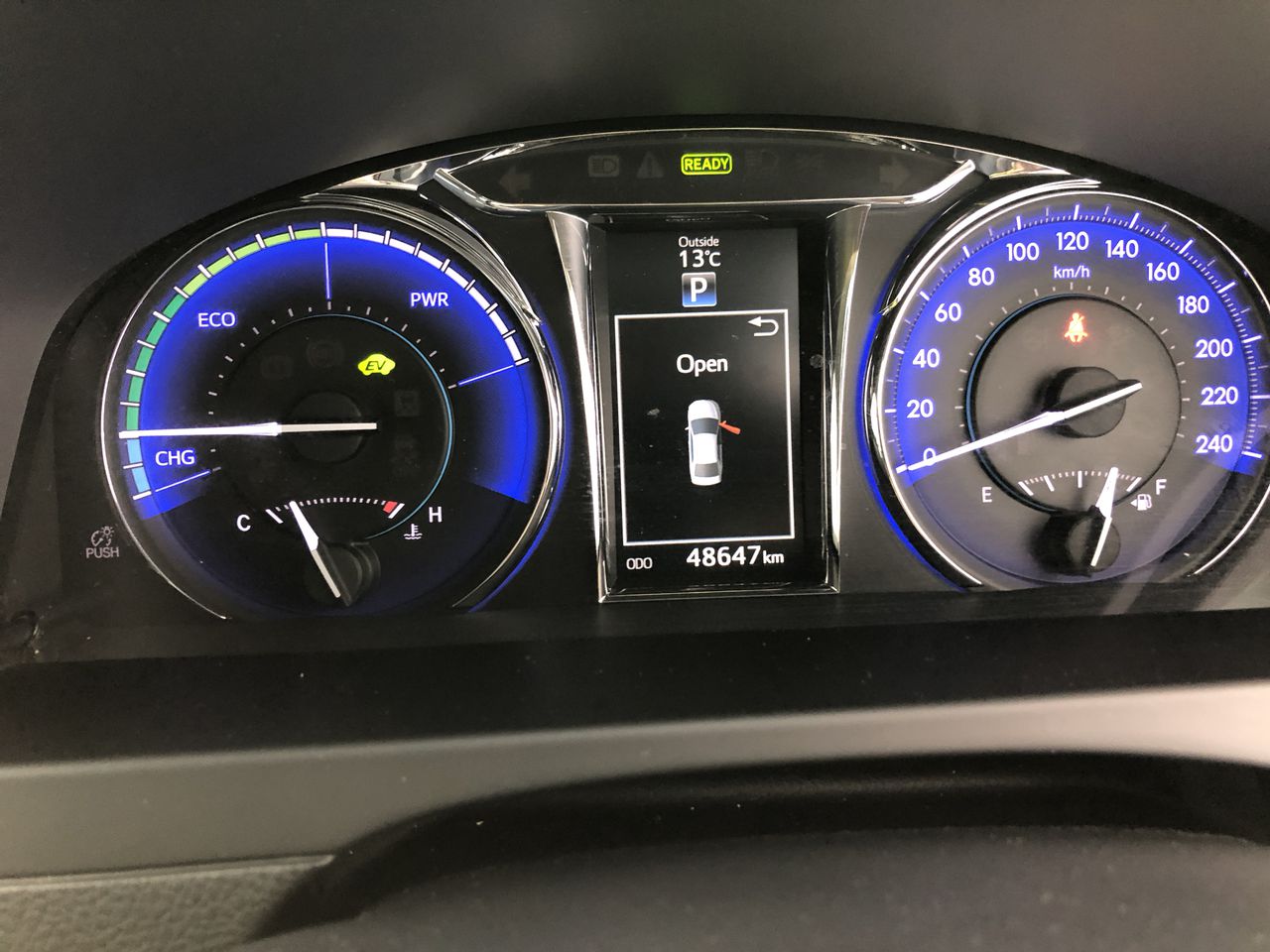 0.08  carat white round 5 diamonds