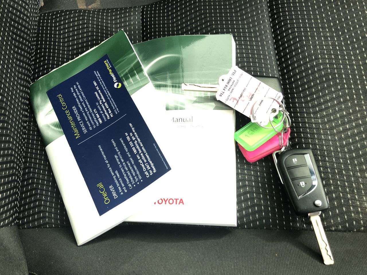 2 Carat round 2 white diamond each CVD Uncertified