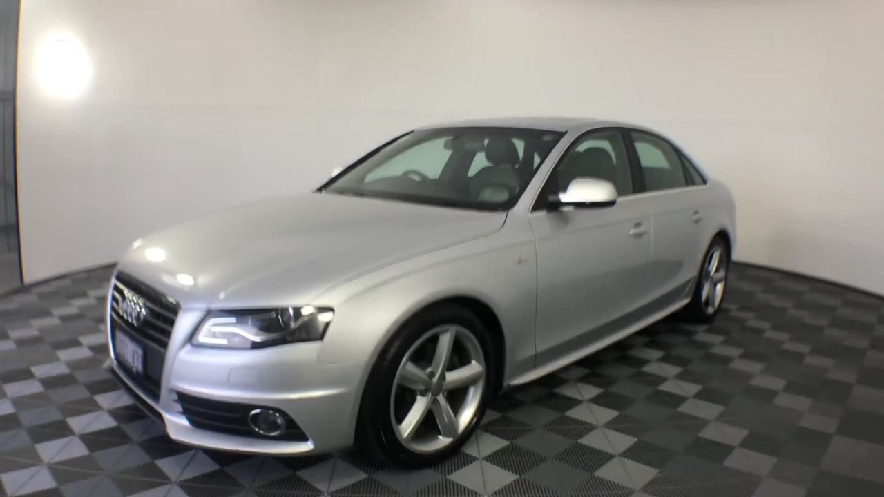 0.08 Carat White 4 round diamonds