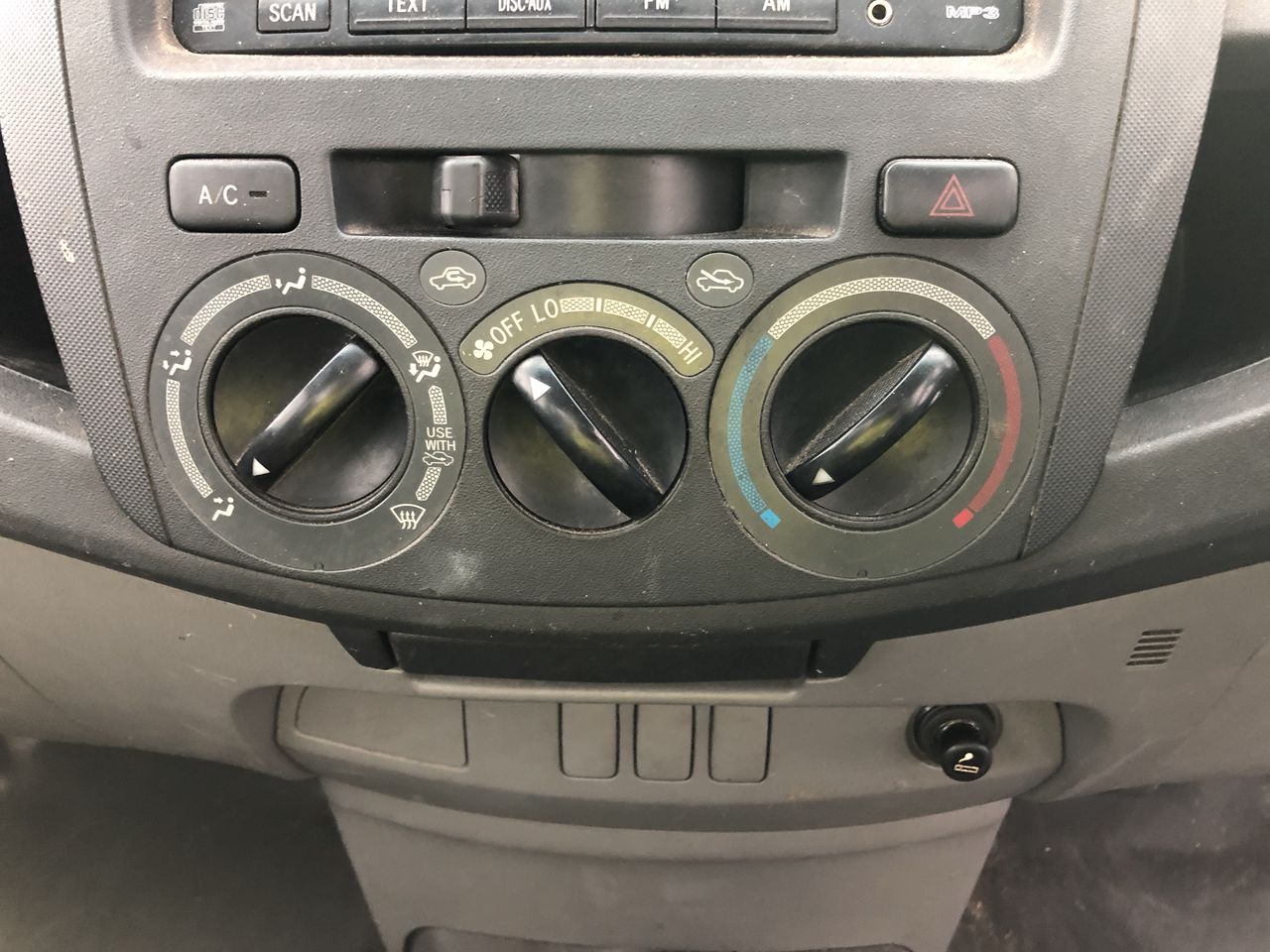 8mm Rose Quartz & Antique Gold Buddha Charm Beaded Bracelet