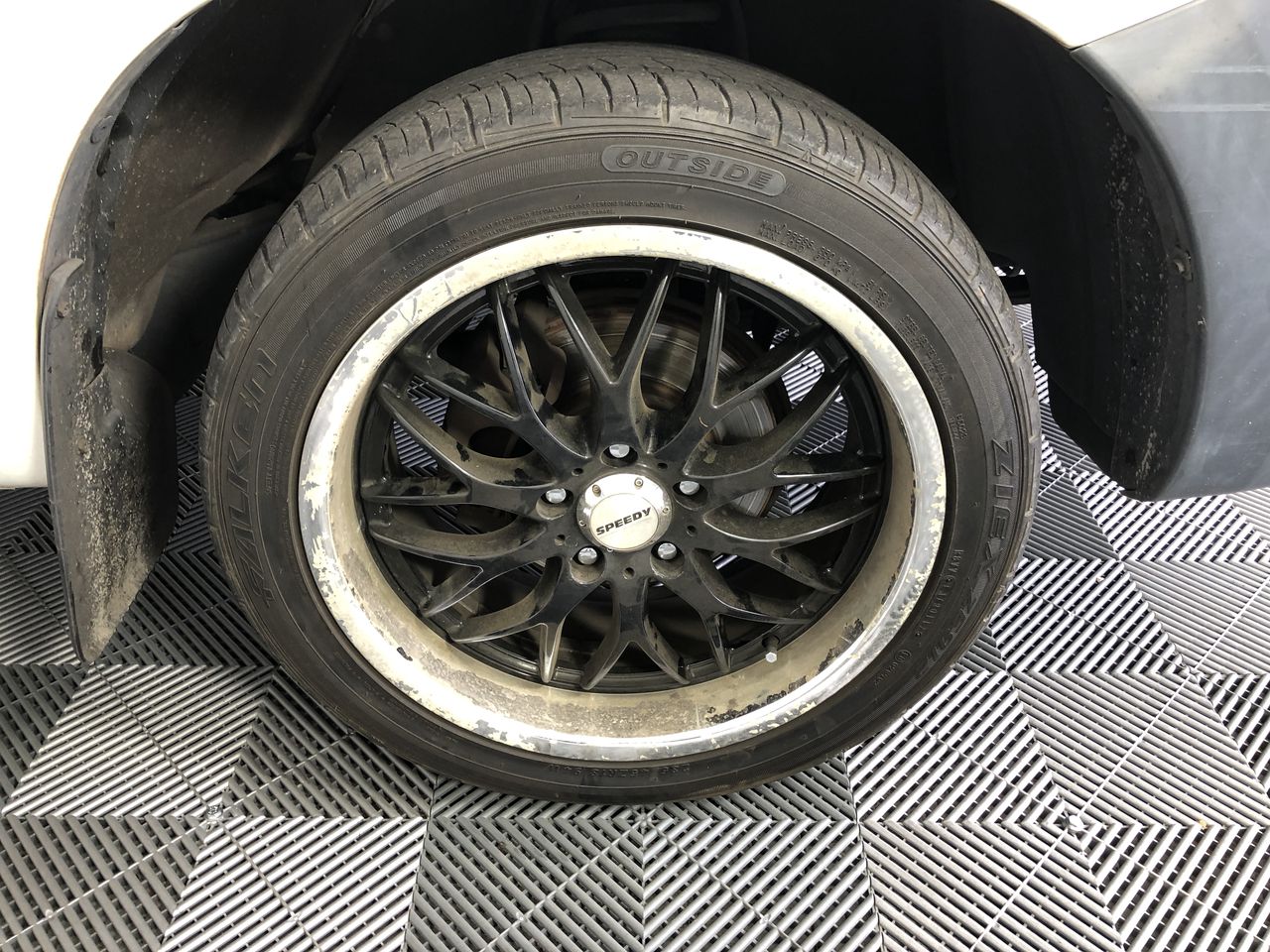 8mm Lapis Lazuli & Antique Gold Buddha Charm Beaded Bracelet