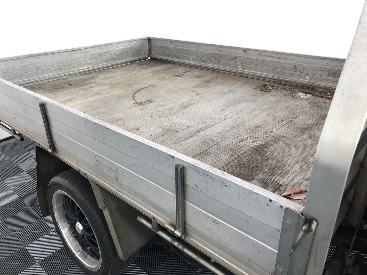 Large Pearl and Tiger Eye Gemstone Bracelet