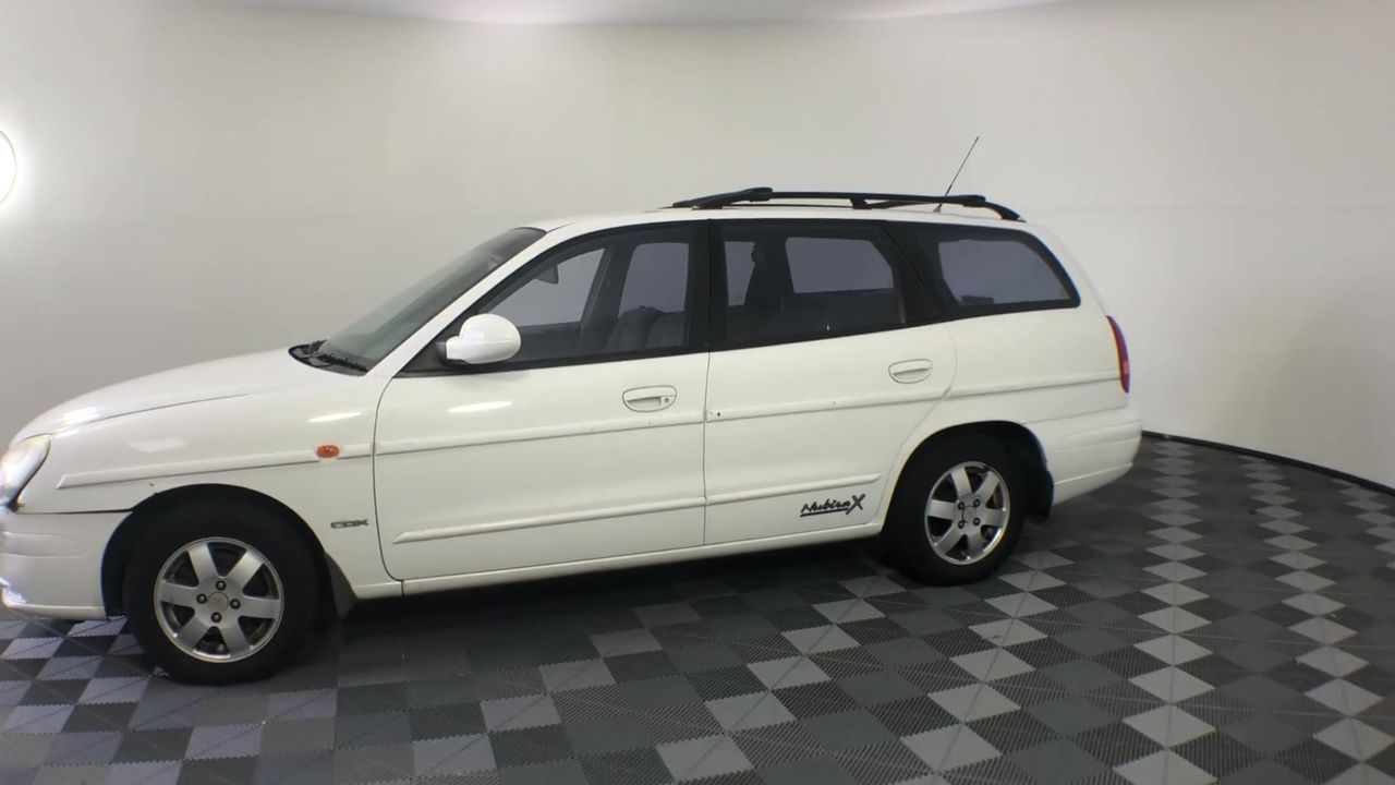 18K White Gold -Filled Clustered Chain Necklace Simulated Diamonds - 55.8cm