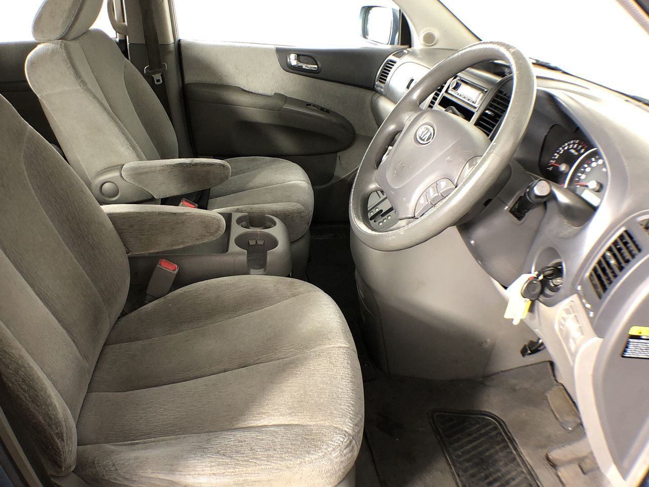 JMV Manual Sweeper 50L Container, Replaceable Rotating Nylon Brushes, 750mm