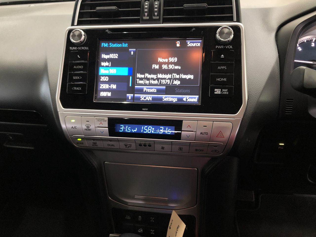 Brokenwood Cricket Pitch Red Cab Blend (6x 750mL).