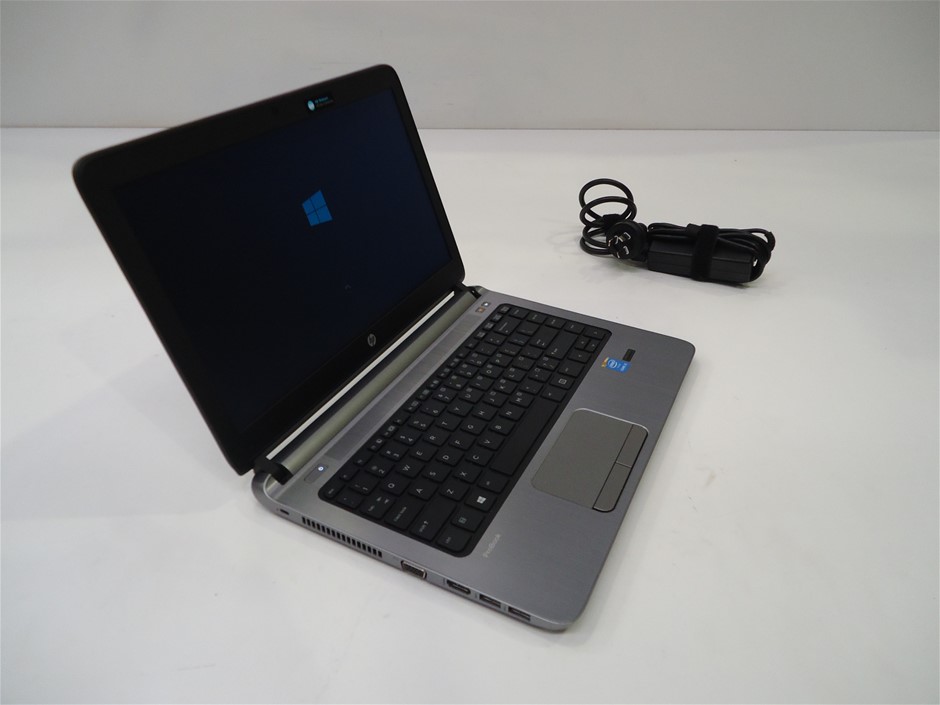 The Bowler Cleanskin Moscato 2024 (12x 750mL) SA