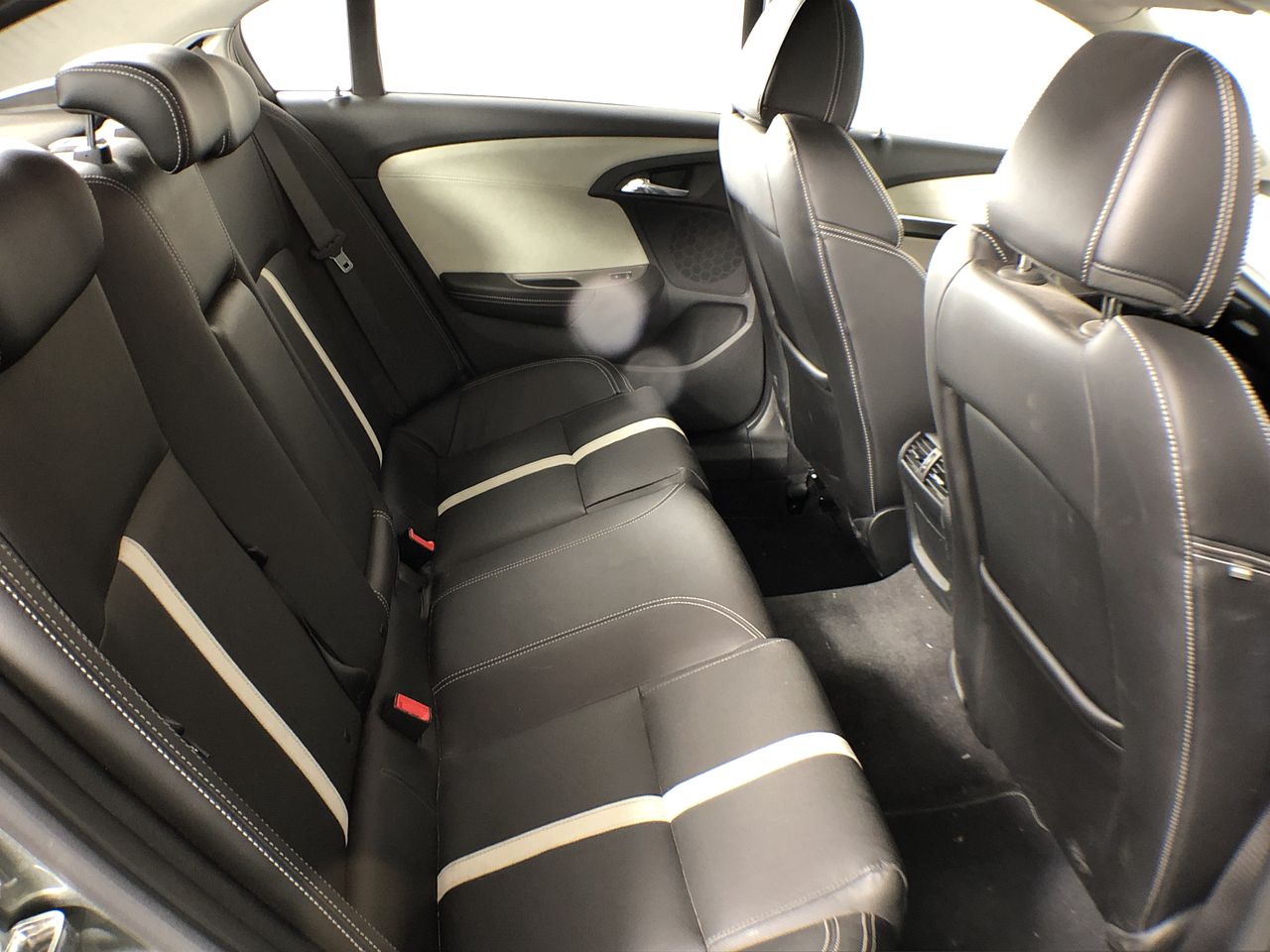 Zilzie Tendril & Vine Cuvee Blanc NV (12x 750mL) VIC