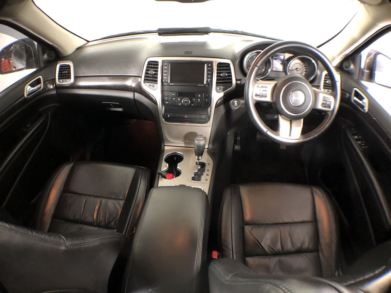 Sacred Hill Shiraz Cabernet (12x 750mL). NSW.