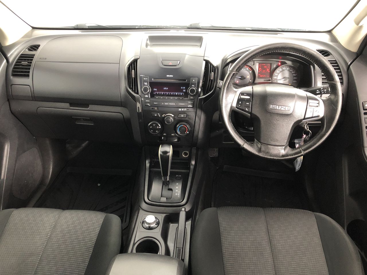 The Hero `Preservative Free` Pinot Noir 2023 (6x 750mL) SA