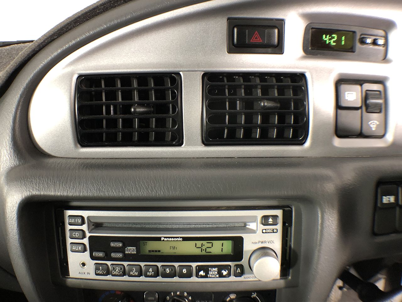 2005 Australia One Dollar Kangaroo Coin limited edition 6000 only rare