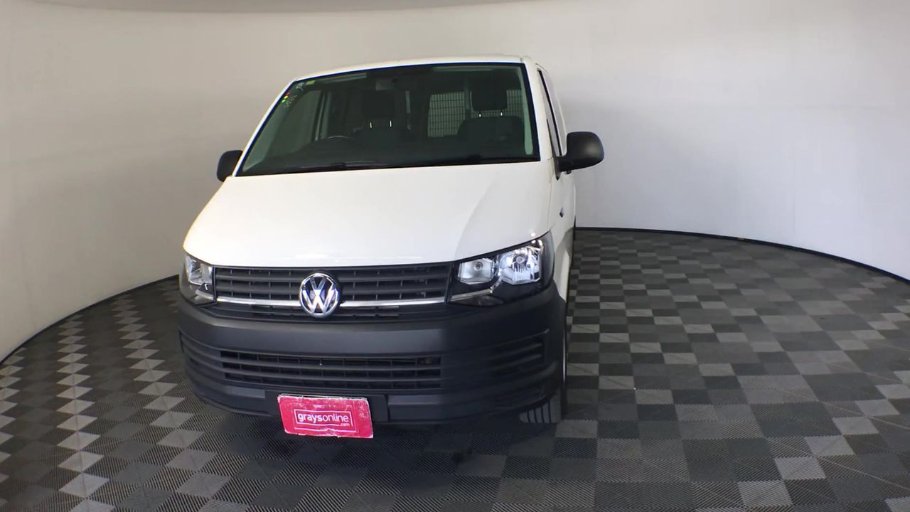 1966 AUSTRALIA FIRST & LAST QUEEN ELIZABETH SILVER ROUND FIFTY CENTS