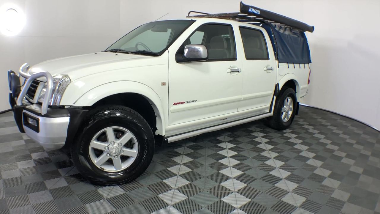 1.46 carats natural yellow sapphire certified from Madagascar