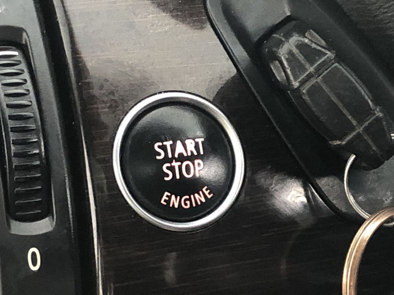 Vial full of Gold Leaf/Flake