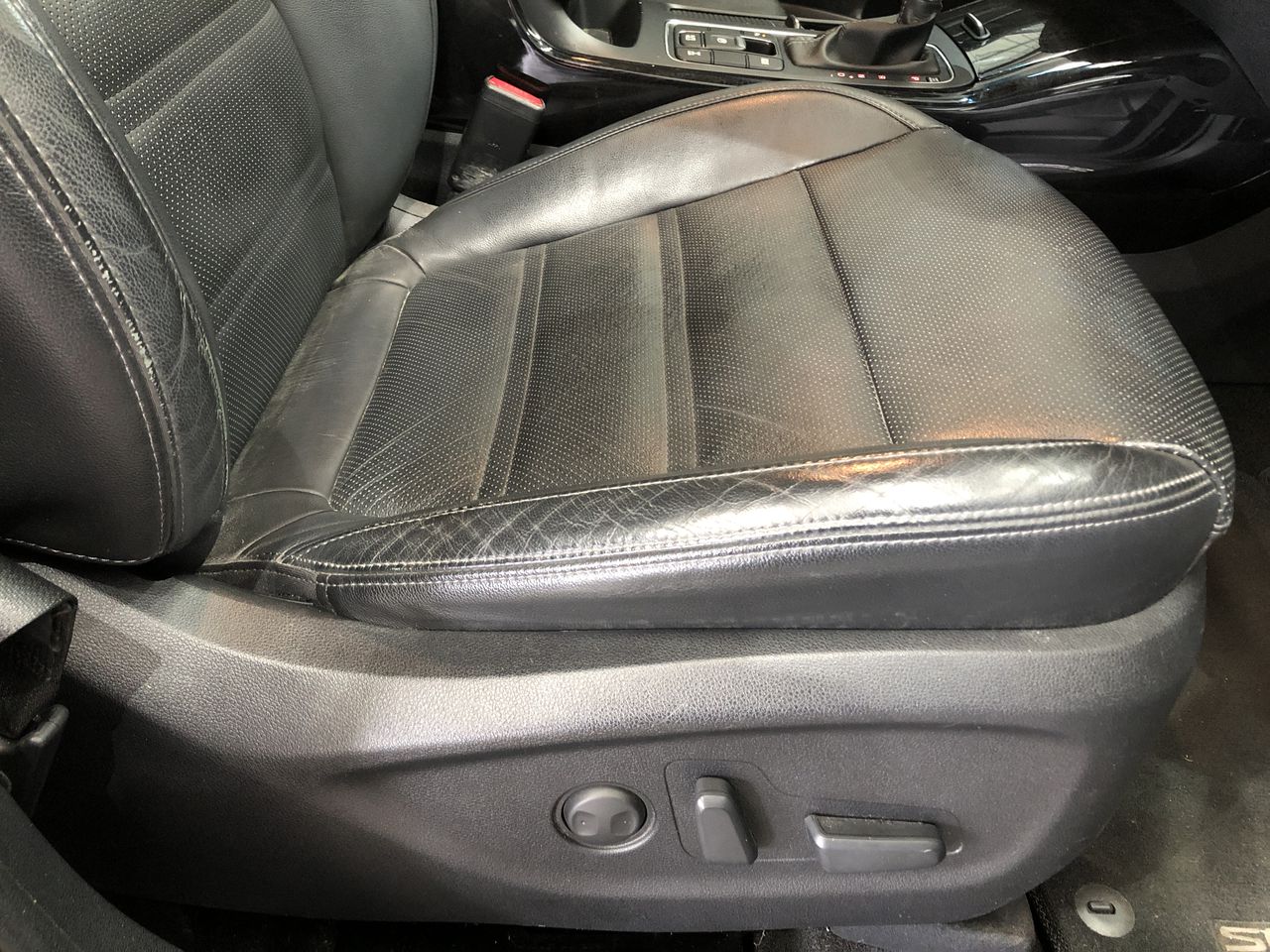 Last Piece - Minimalist Love Heart Necklace in Gold