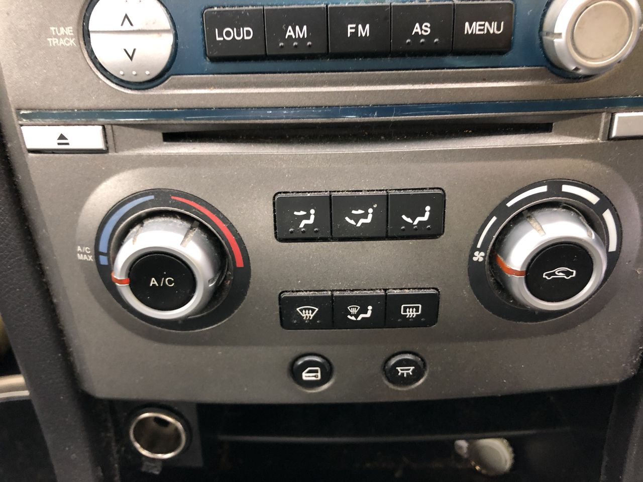 2005 Jeep Cherokee Limited KJ Automatic Wagon