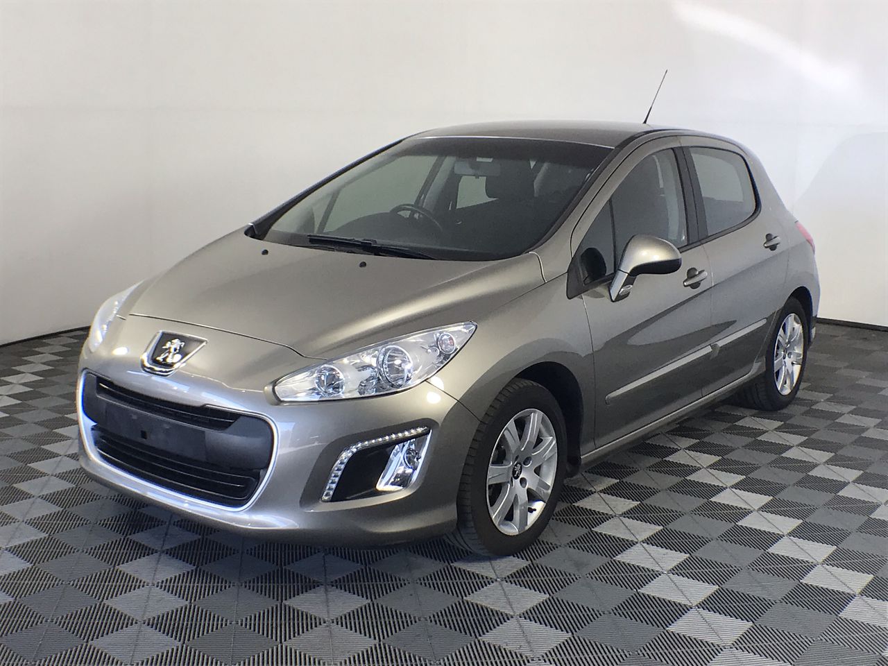 Jules Roy Pinot Noir 2024 (6x 750mL), France.