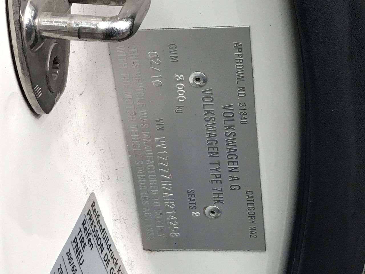 0.81ct cushion cut Dia. E/VS1 With GIA Cert. & 0.24ct 16 Stones Round Dia.