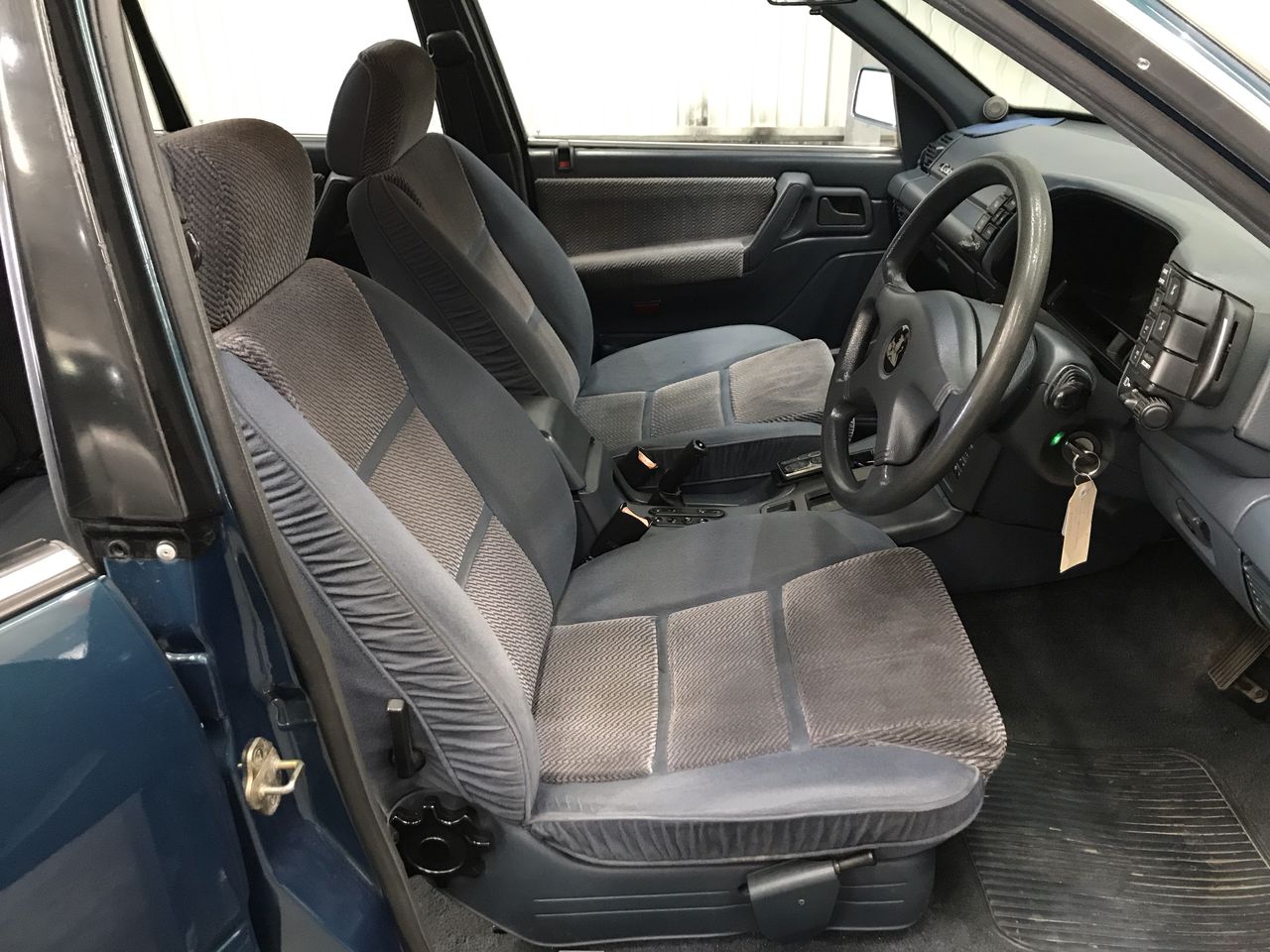 Charles Joguet Les Charmes Chinon Blanc 2019 (6x 750mL), France.