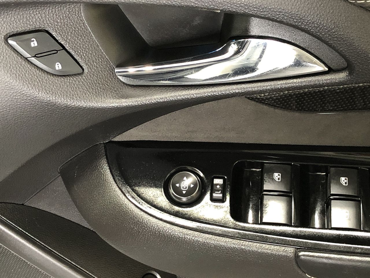 CITIZEN Eco-Drive AW1760-81E 43MM BLACK DIAL BXP