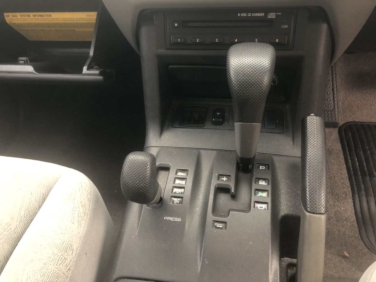 Mixed Aussie Whites Pack #10 (12x 750mL), Multi-Region.