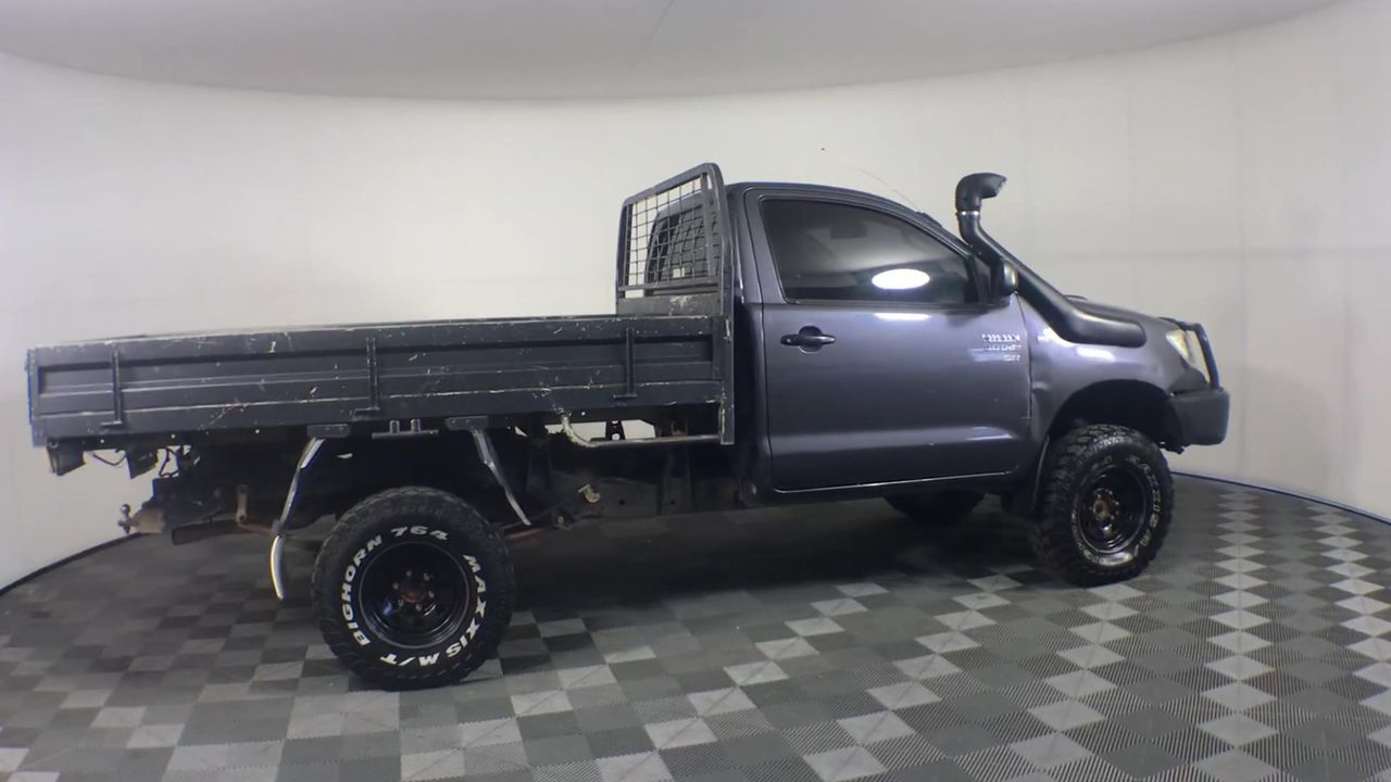 Stunning Square Simulated Diamond Bridal Stud Earrings - Green