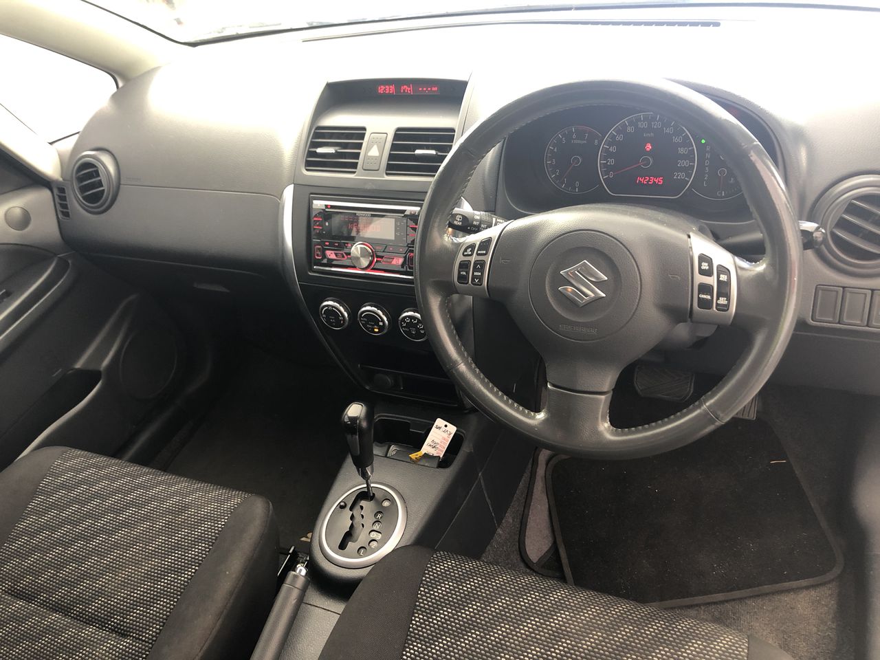 Rhodium Plated Men's Band Ring (4mm) - US Size 11