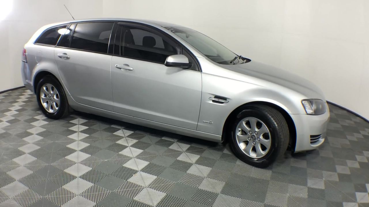 Designer Simulated Diamond Black & Blue Eye Brooch Pin