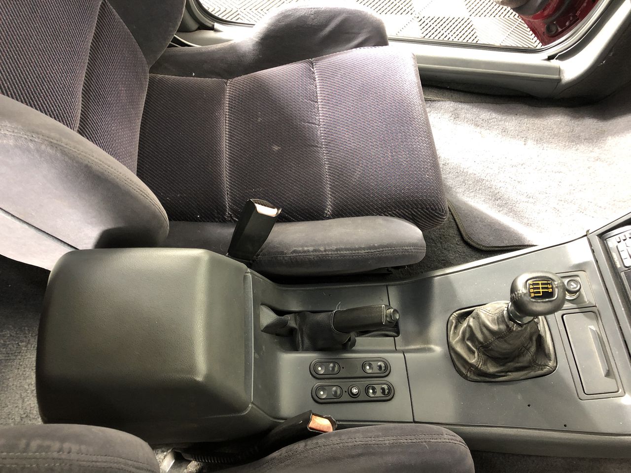 DELL Latitude 3190 2-in-1 Laptop Pentium® N5000 4GBRAM/128GB Black