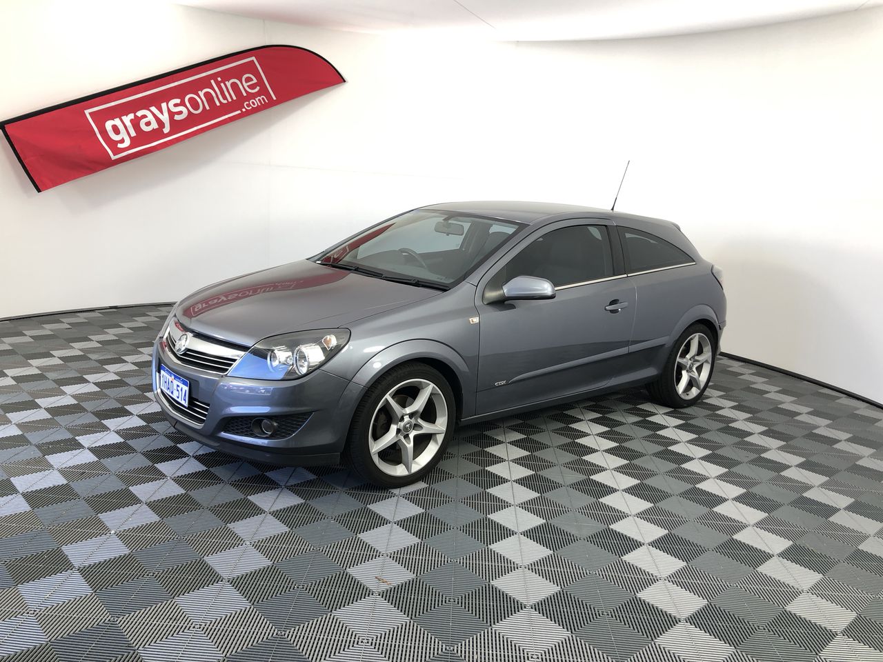 DELL Latitude 3301 Laptop i5-8265U 8GBRAM 128GB Grey