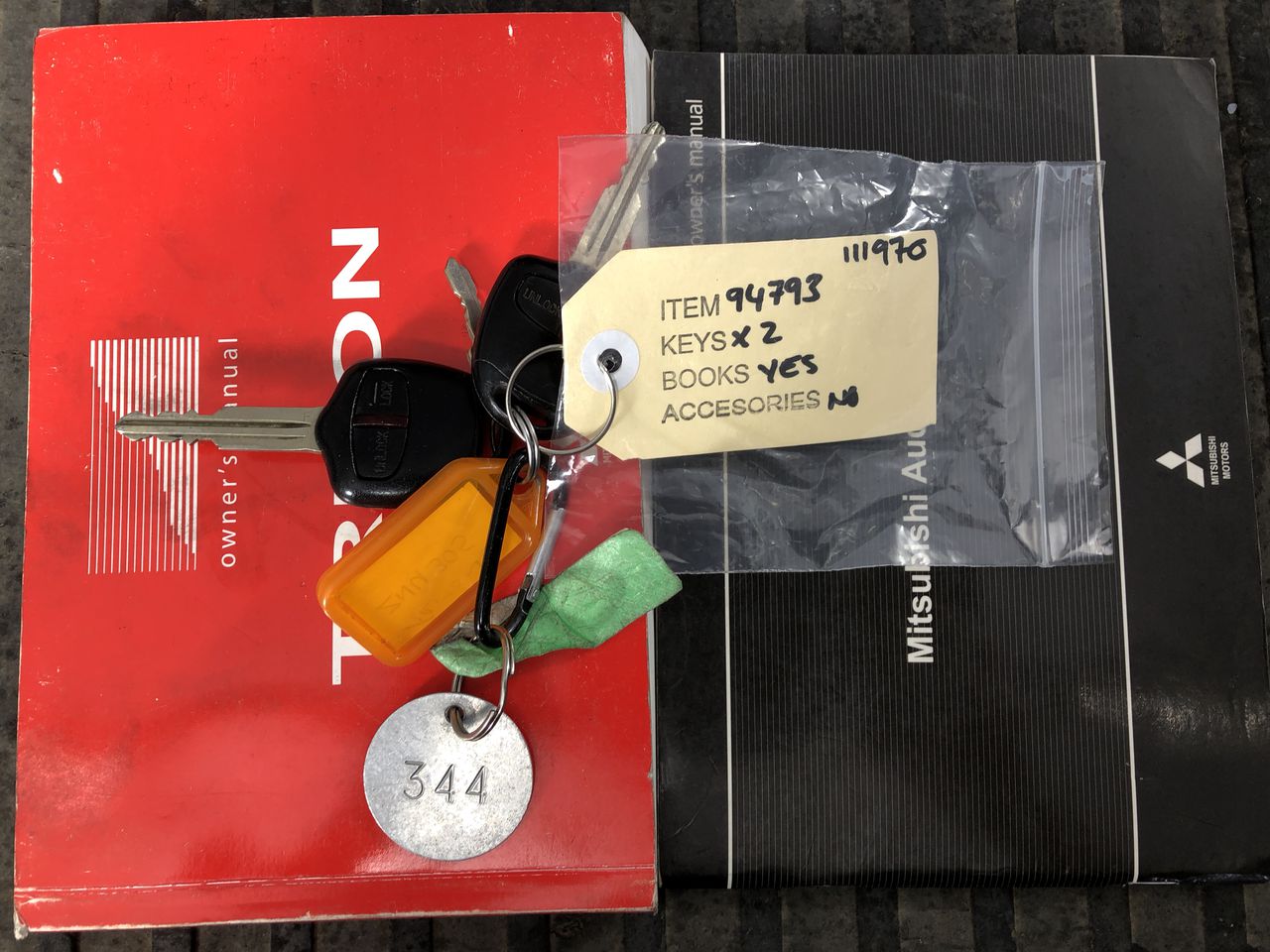 Casella Limited Release Cleanskin Cabernet Sauvignon 2013 (12x 750mL) SA