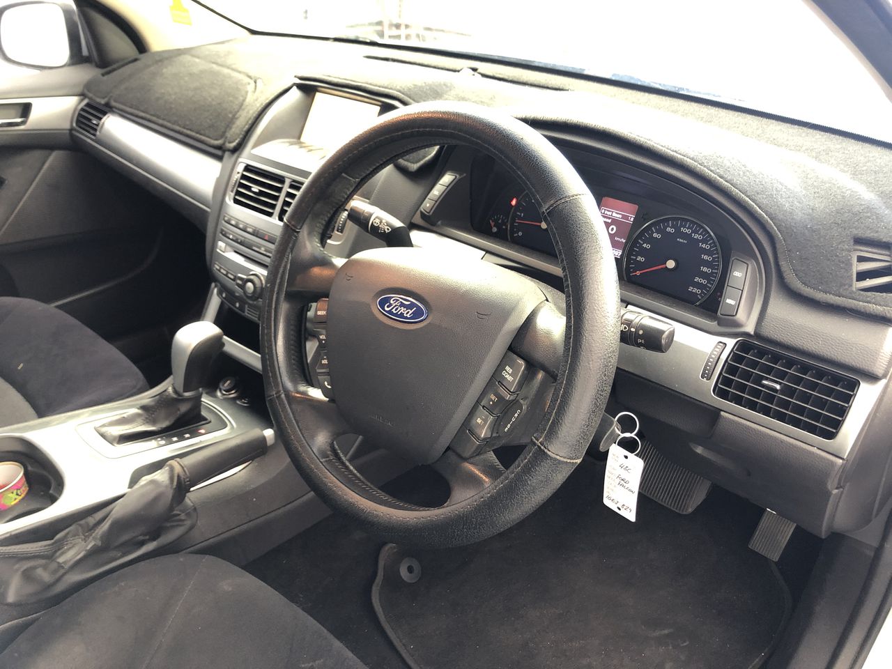 Jules Roy Pinot Noir 2024 (6x 750mL), France.