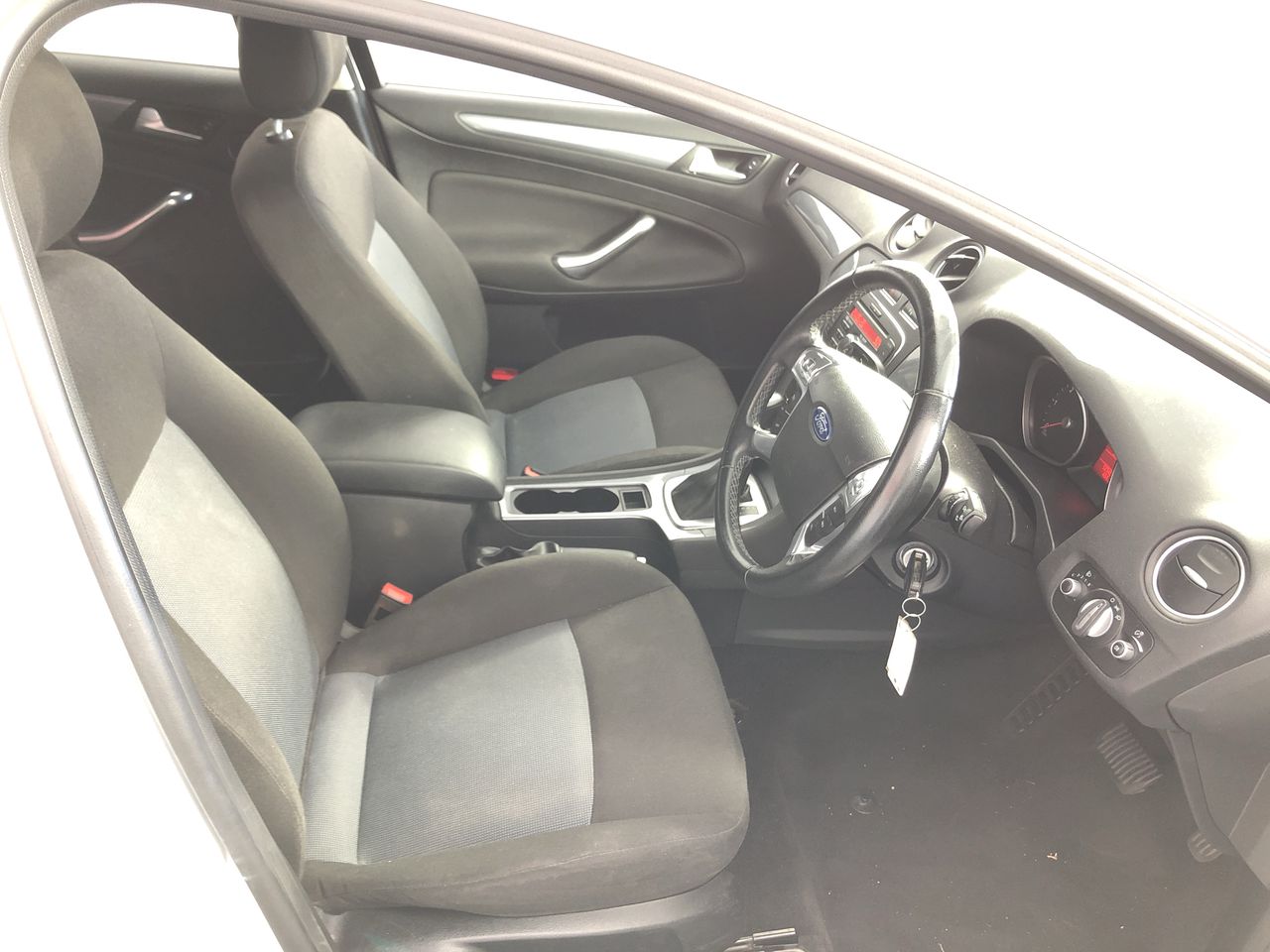 Cross Pendant Featuring 58 Crystals by Swarovski®