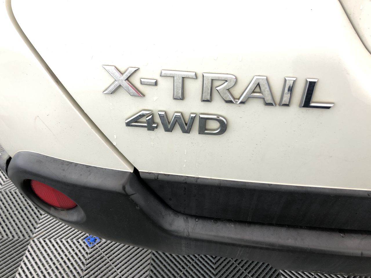 Designer Patterned Bangle in Silver