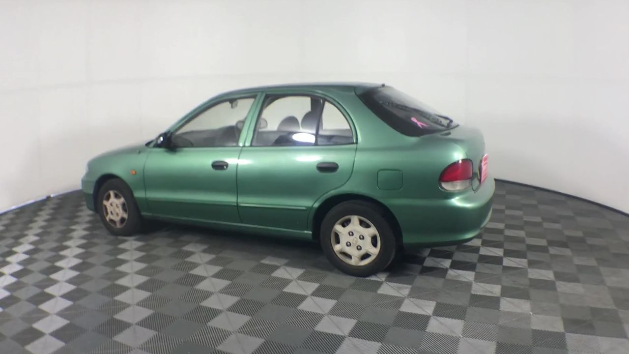 <p>1976 Viscount Pop Top Caravan</p>