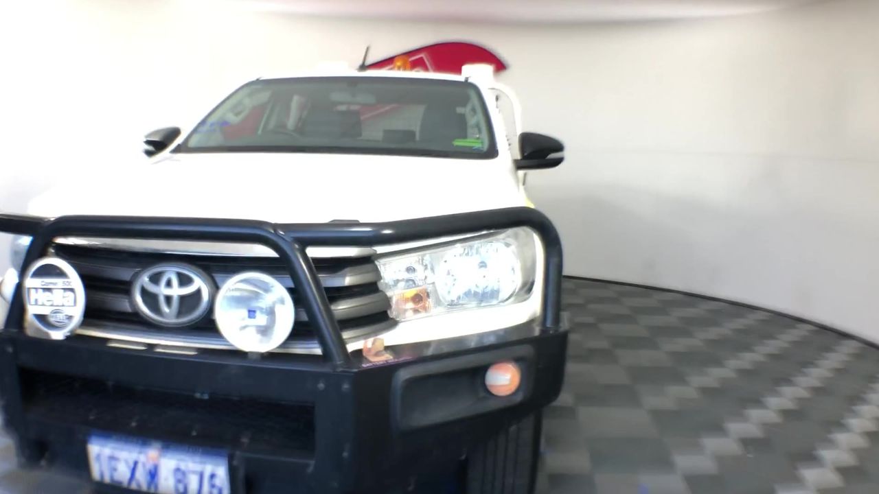 SIGNATURE Women's Softshell Jacket, Size L, Grey.