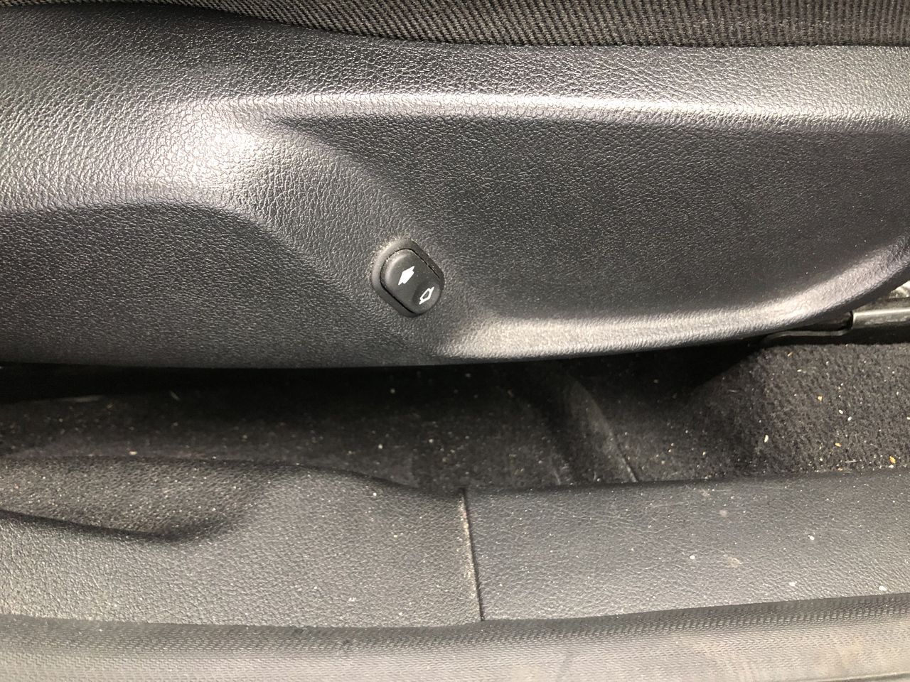 18 Drawer Stainless Steel Tool Cabinet / Work Bench (7ft)(Unused),