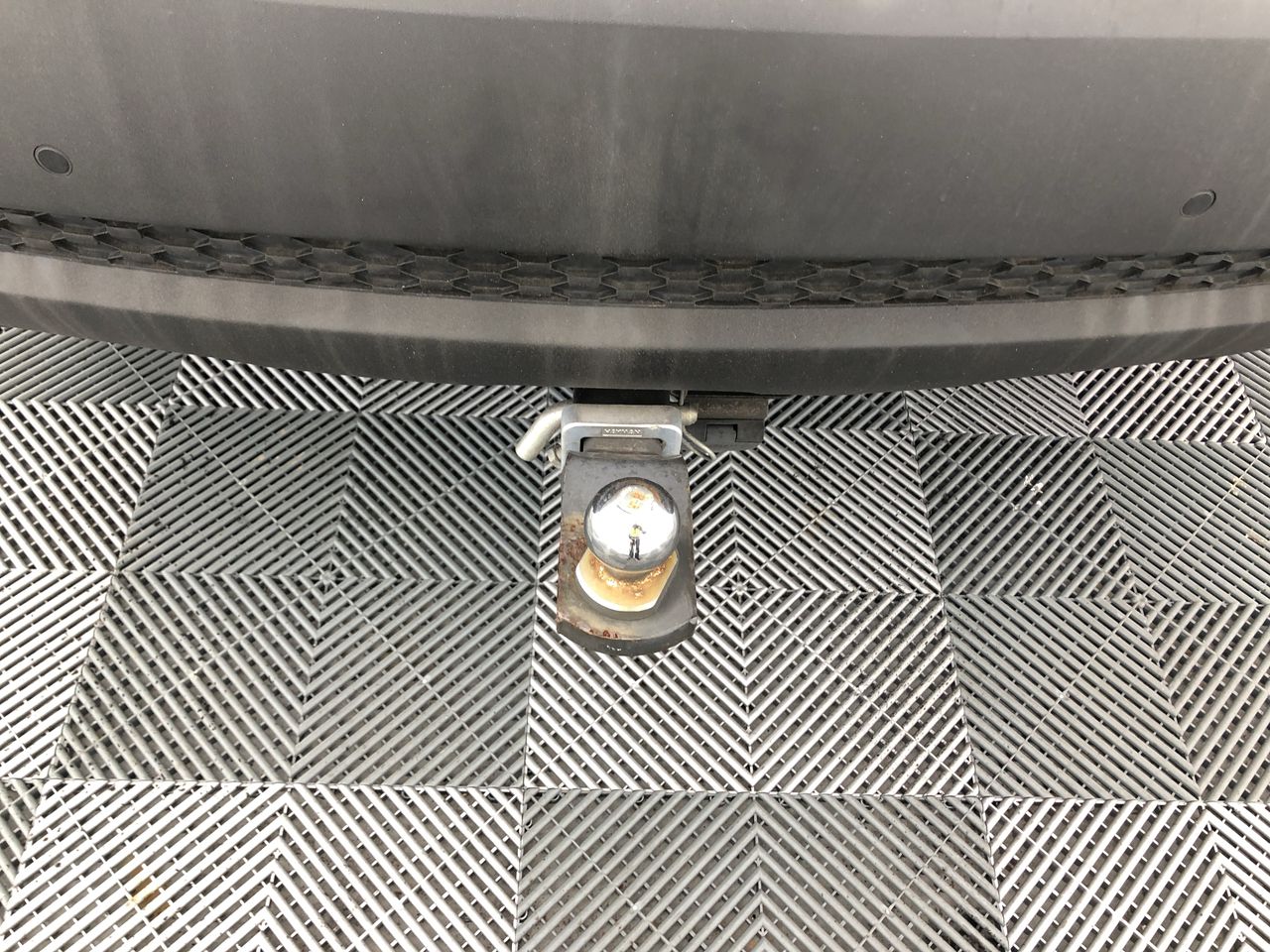 Quantity of 2 20.5-25 Earthmoving Tyres (Unused)