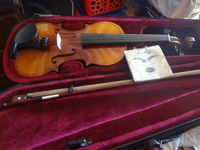 Vial full of Gold Leaf/Flake