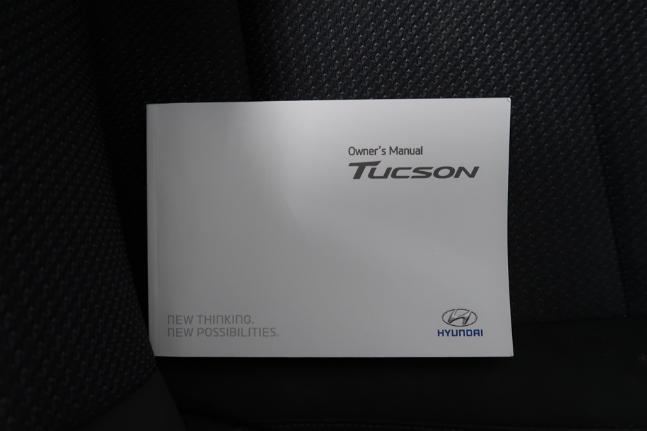 <p>7 x Assorted Marquees</p>