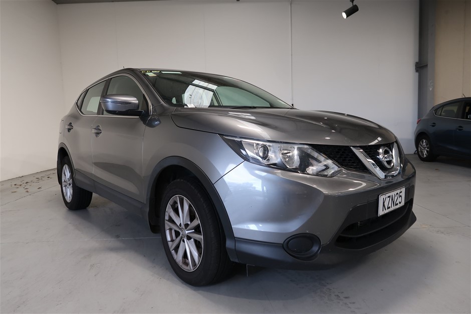 Silver-Filled Cuban Chain Necklace, 10MM Wide - 60.9cm