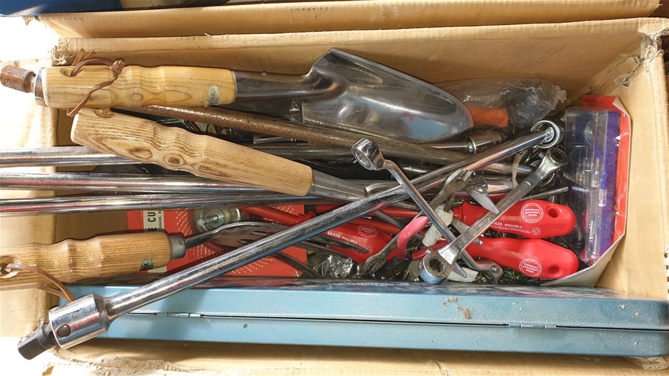 0.20 Carat Blue diamond various HPHT