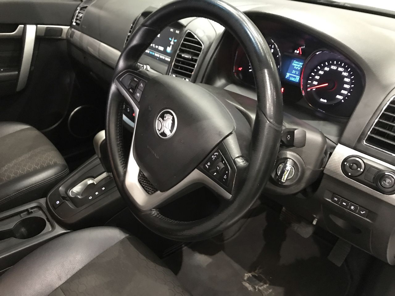 <p>5 Step Fibreglass/Aluminium Ladder</p>