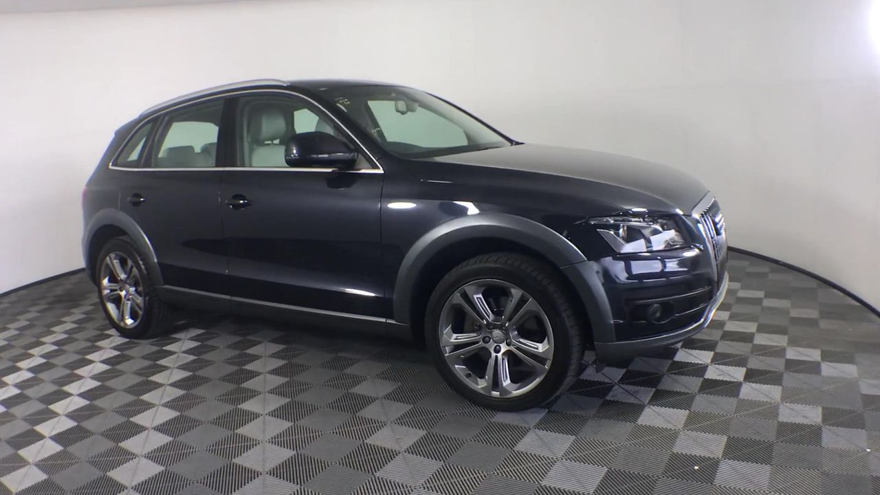 2 Bays Of Assorted Hand Tools, Power Tools,  Post Rammers, Screed, Sockets