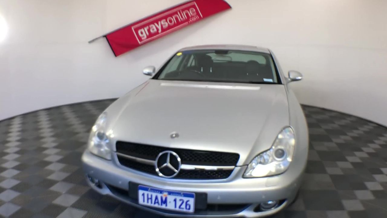 ROBOROCK Qrevo Curv2 Flow Vacuum, PR-QC2F02-03-WHT. NB: Used, missing charg