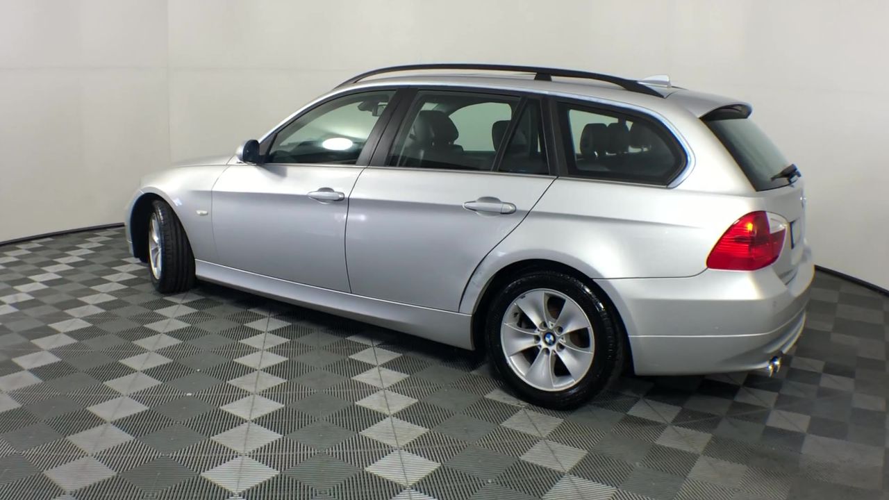 HOLDEN MOTORING SET OF 7 LOGO PIN COLLECTION SET IN PRESENTATION BOX