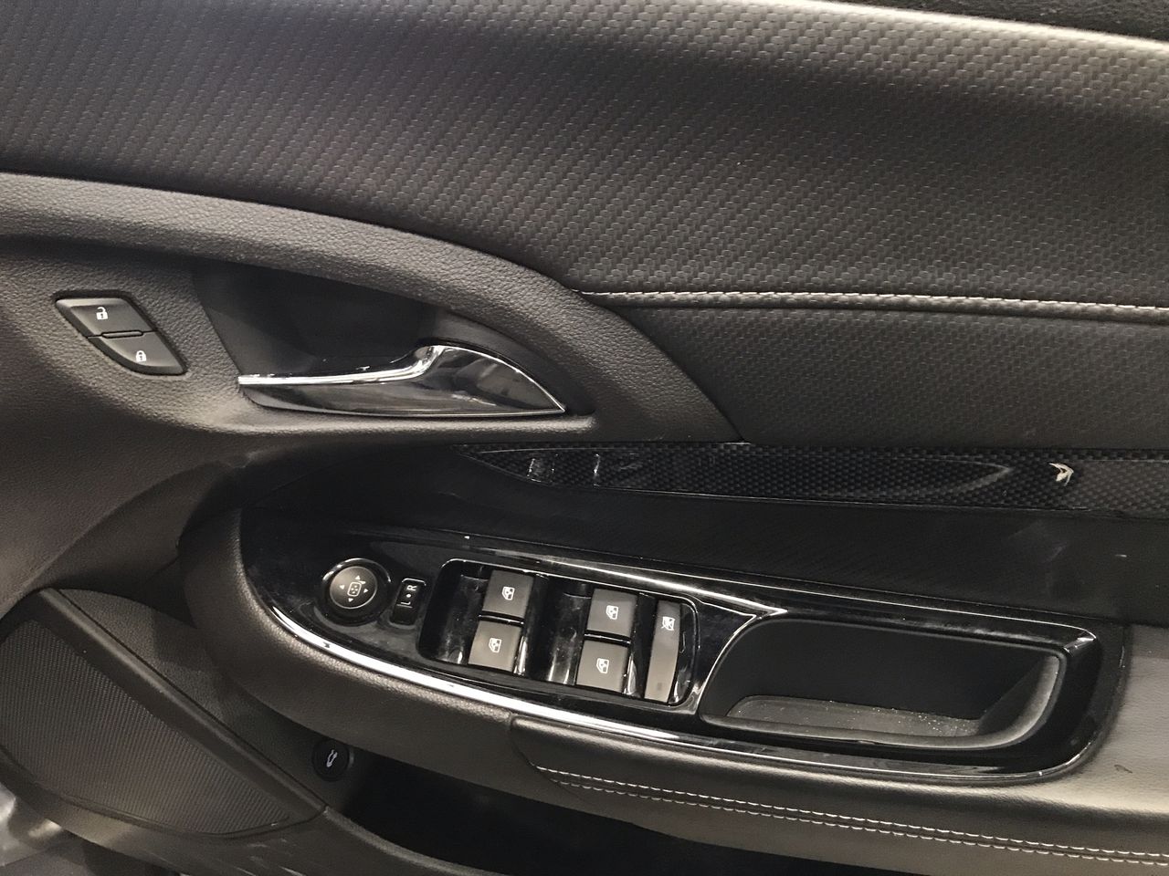 2022 Queen Elizabeth Platinum Jubilee Gold plated Medallion