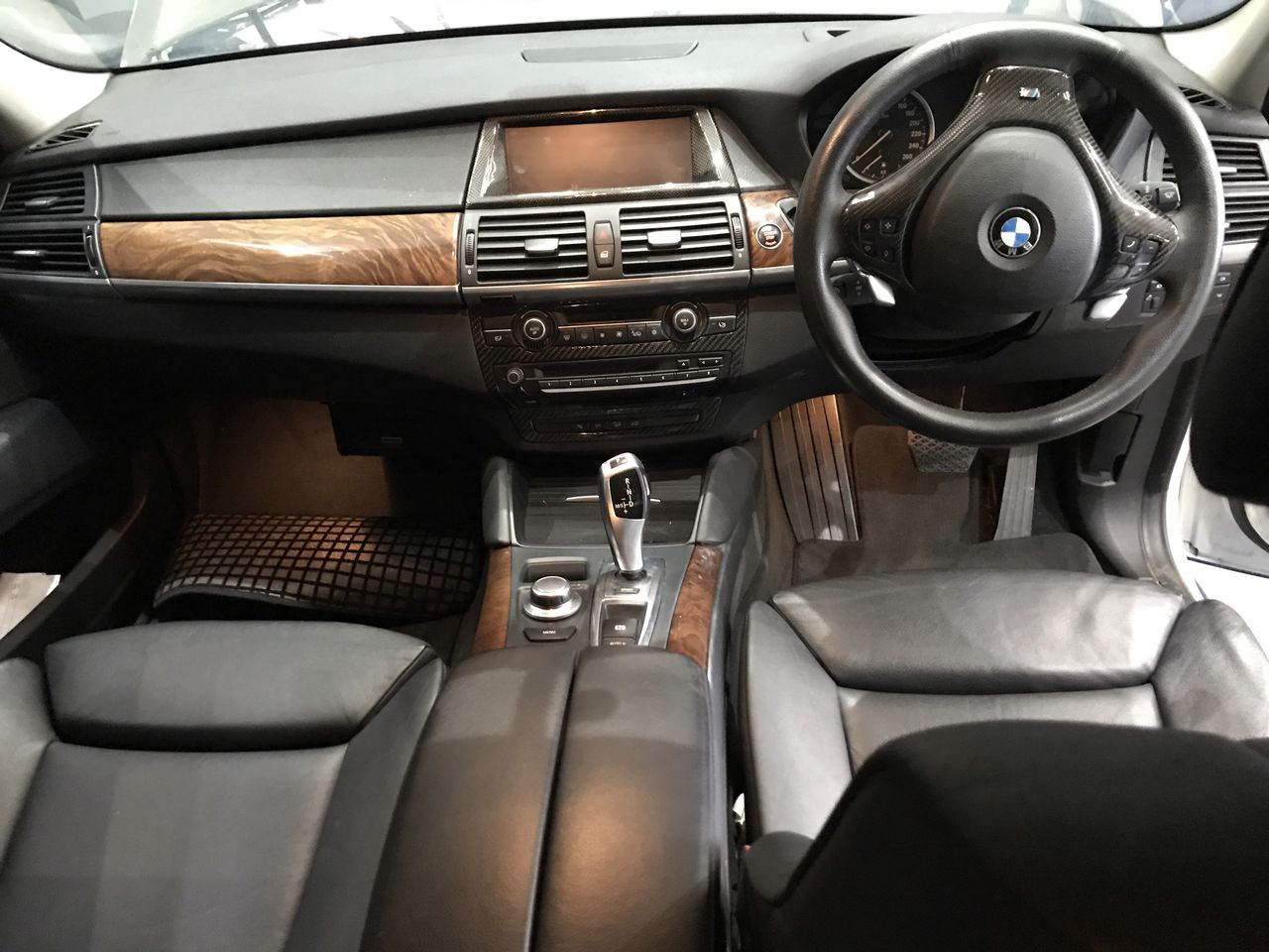 2025 ALIEN Colour Silver Stunner 43 mm Coin C.O.A. LTD 5000